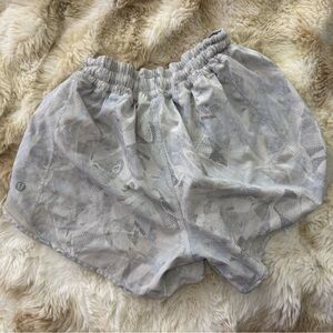 Lululemon Athletica Light Gray Patterned Shorts